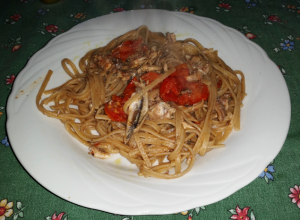 pasta acciughe e pomodoro