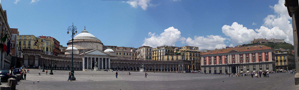 Napoli piazza plebiscito